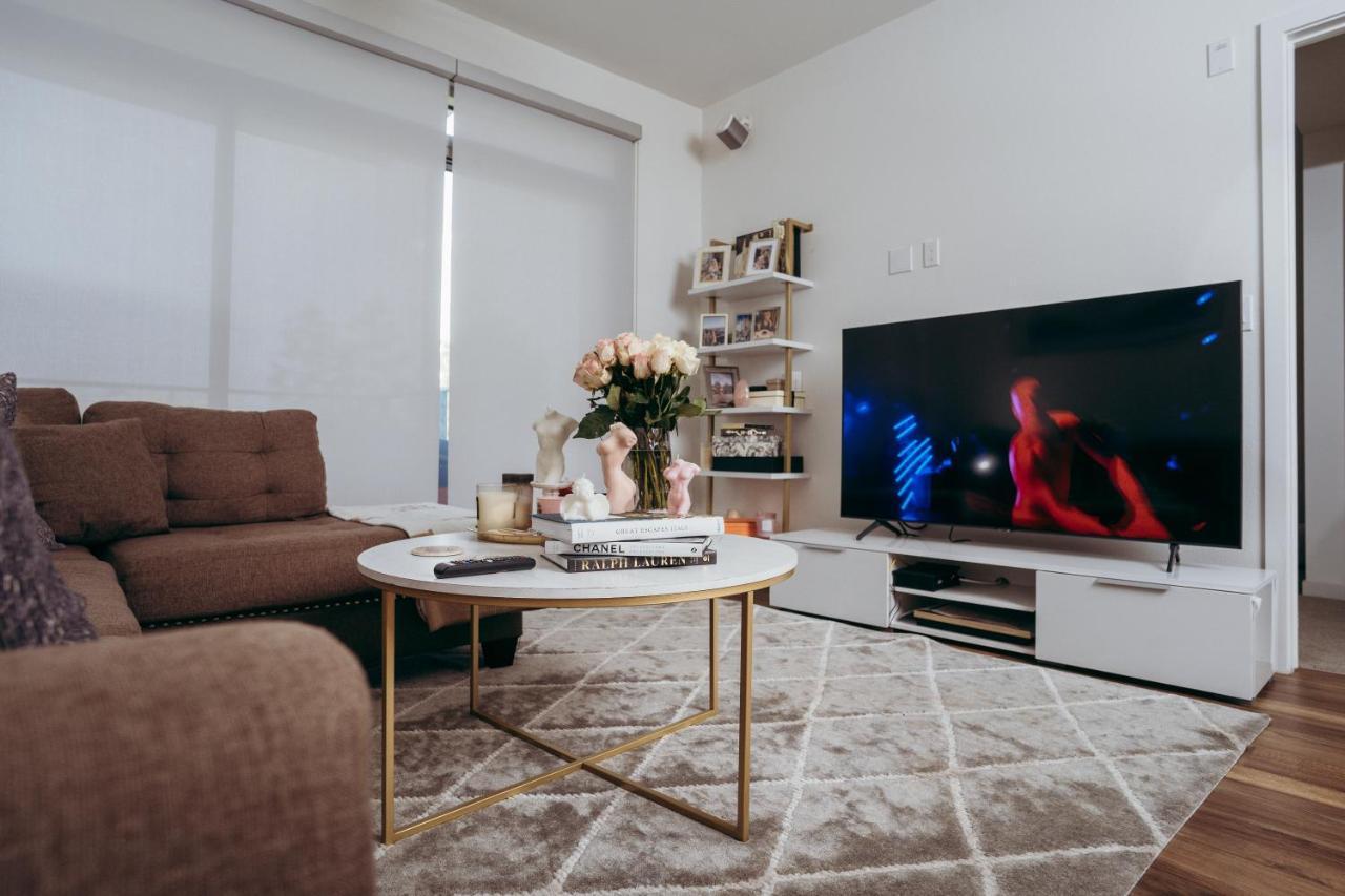 Luxury 1 Bedroom In The Heart Of West Hollywood/beverly Hills! Los Angeles
